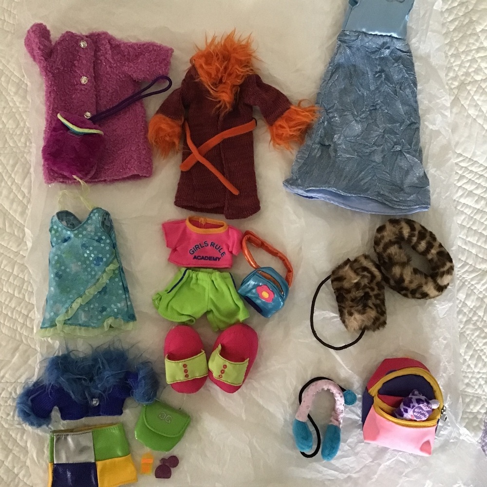 Manhattan Toy Groovy Girl Clothes - Early 2000s